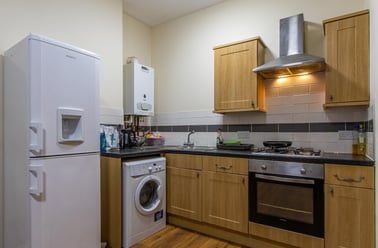 Richmond Crescent, City Centre, Cardiff - Image 2